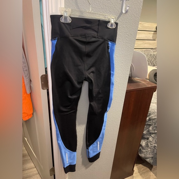 Under Armour Leggings - Picture 2 of 3